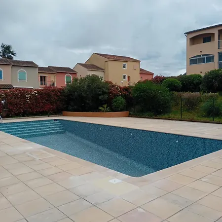 T2 A Valmer Piscine Et Tennis *
